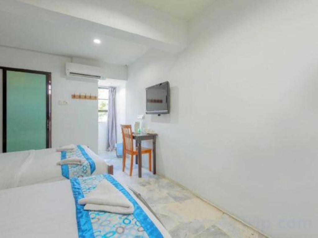 Oyo 89874 Gs Golden Star Hotel Seri Kembangan Exterior foto